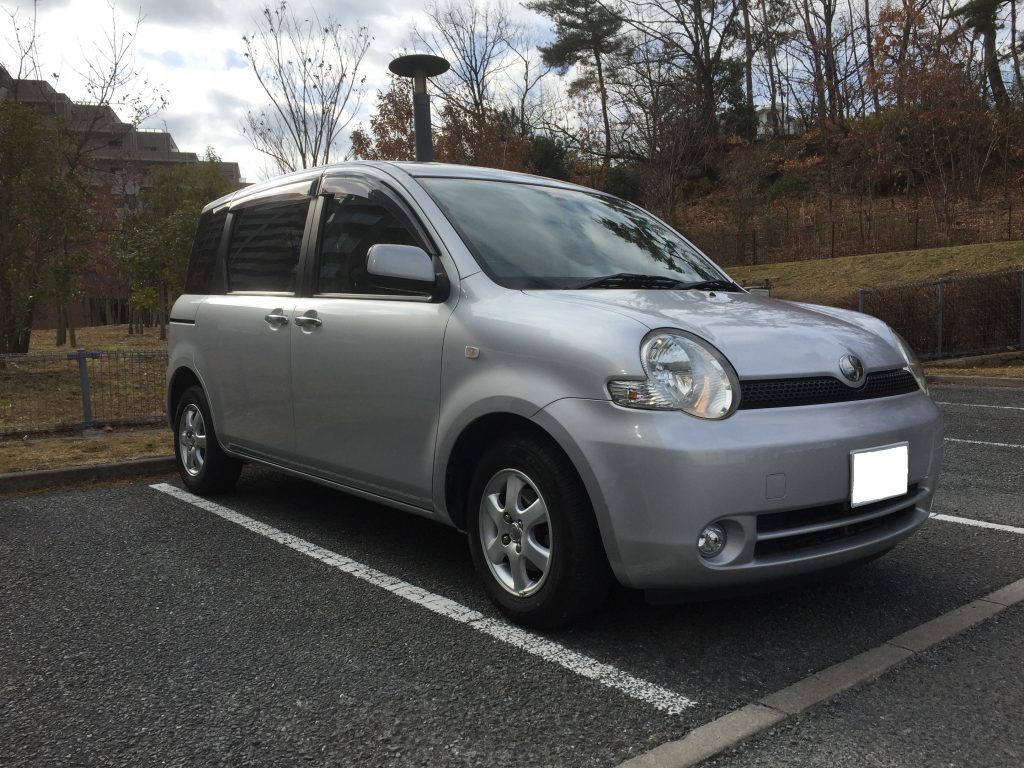 中古車　トヨタ　シエンタ1.5Ｘ【sold-out】